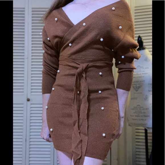 🎉HP🎉Brown Wrap Dress - Picture 7 of 9